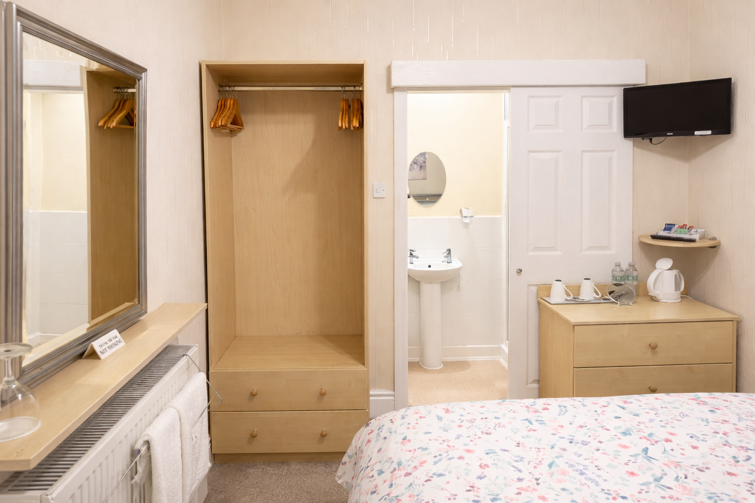 Comfortable Room with Ensuite Access